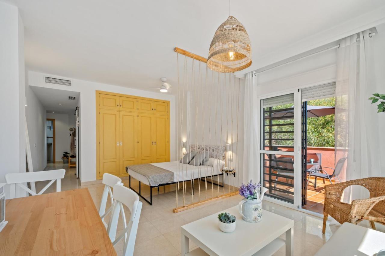 Nina Surena Home Anoreta Golf Torre de Benagalbοn Εξωτερικό φωτογραφία
